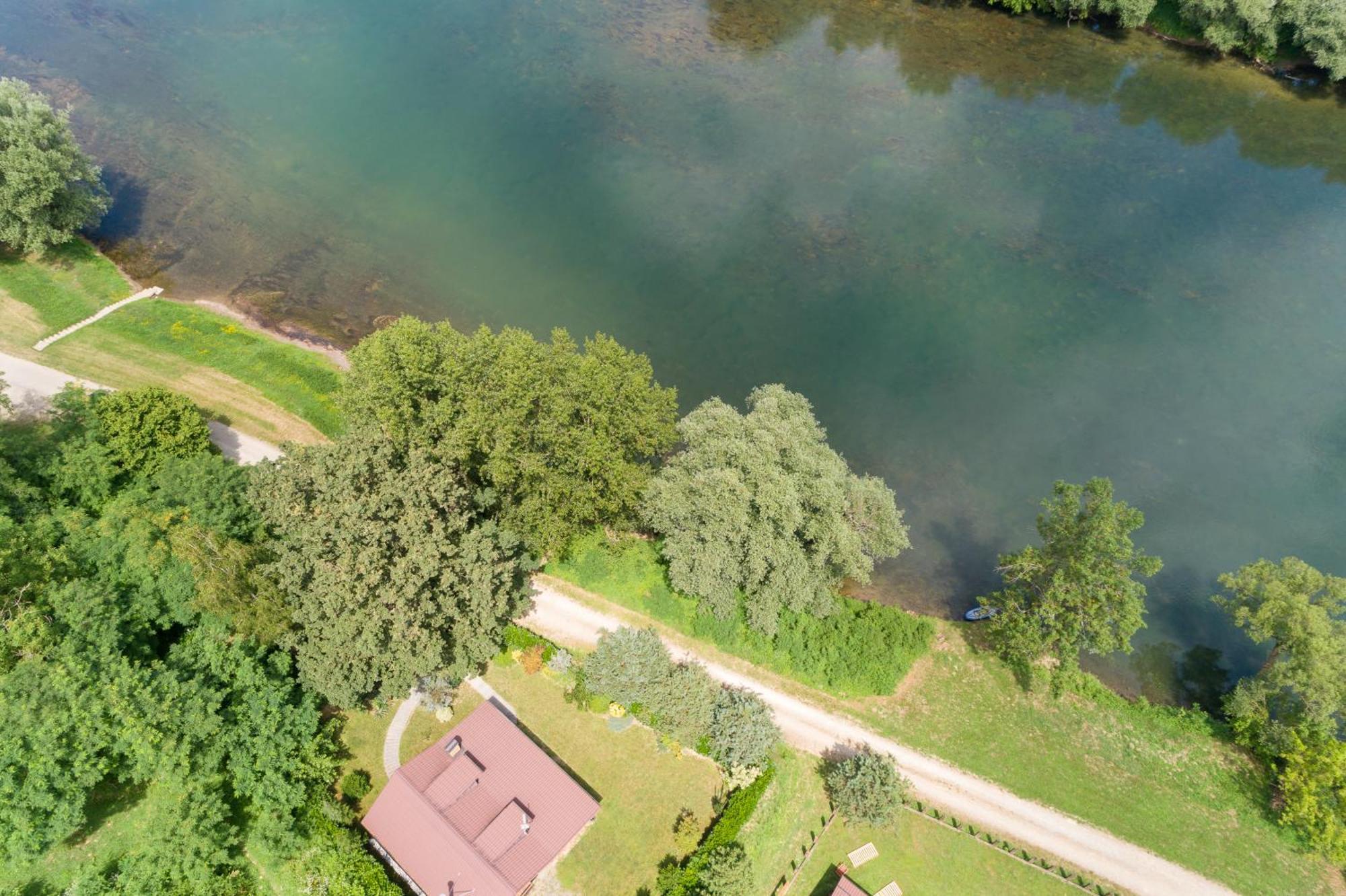 Zagreb, Kuca Za Odmor Swan River Holiday House Lasinja Exterior foto